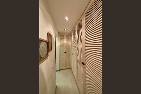 Apartamento à venda com 161m², 4 quartos e 2 vagasSuíte 2