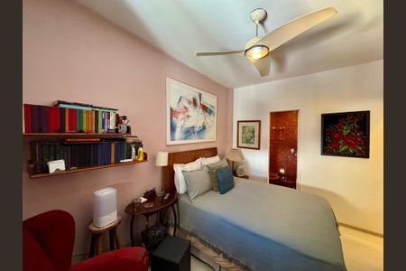 Apartamento à venda com 161m², 4 quartos e 2 vagasSuíte 2