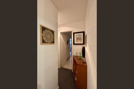 Apartamento à venda com 161m², 4 quartos e 2 vagasCorredor