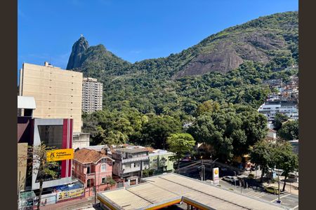 Apartamento à venda com 161m², 4 quartos e 2 vagasQuarto 1 - varanda - vista para o Cristo Redentor