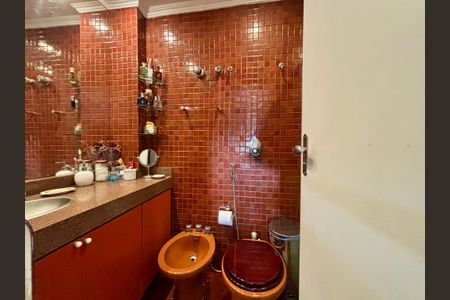 Apartamento à venda com 161m², 4 quartos e 2 vagasBanheiro da Suíte 2