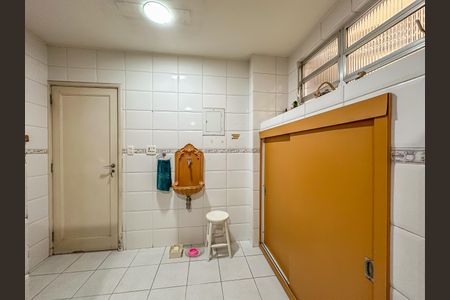 Apartamento à venda com 245m², 4 quartos e 1 vaga Apartamento à venda com 245m², 4 quartos e 1 vagaCozinha