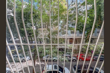 Apartamento à venda com 245m², 4 quartos e 1 vaga Apartamento à venda com 245m², 4 quartos e 1 vagaVista Suíte