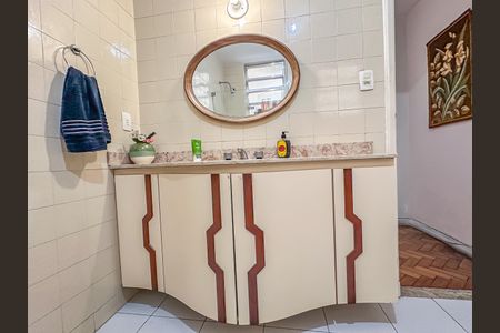 Apartamento à venda com 245m², 4 quartos e 1 vaga Apartamento à venda com 245m², 4 quartos e 1 vagaBanheiro