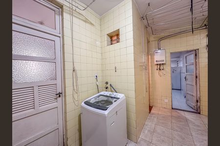 Apartamento à venda com 245m², 4 quartos e 1 vaga Apartamento à venda com 245m², 4 quartos e 1 vagaÁrea de Serviço