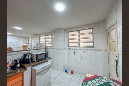 Apartamento à venda com 245m², 4 quartos e 1 vaga Apartamento à venda com 245m², 4 quartos e 1 vagaCozinha