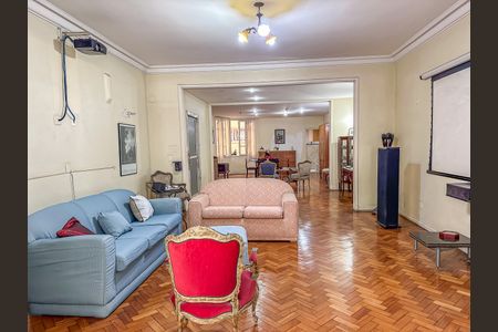 Apartamento à venda com 245m², 4 quartos e 1 vaga Apartamento à venda com 245m², 4 quartos e 1 vagaSala