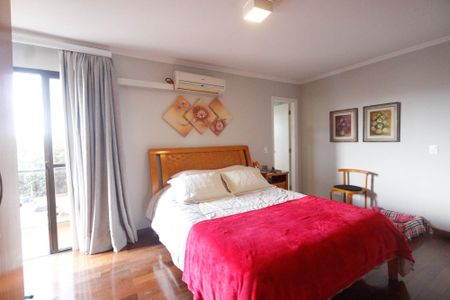 Apartamento à venda com 200m², 3 quartos e 3 vagasSuíte 3