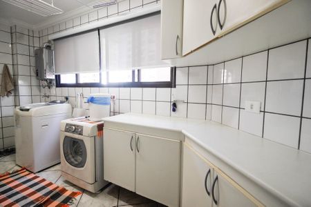 Apartamento à venda com 200m², 3 quartos e 3 vagasÁrea de Serviço