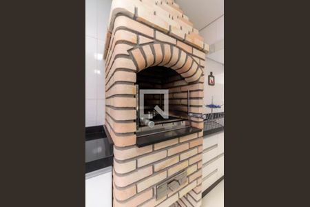 Apartamento à venda com 200m², 3 quartos e 3 vagasChurrasqueira