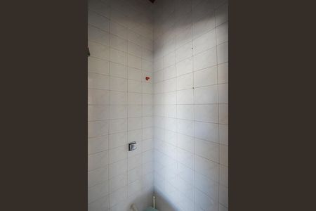 Casa à venda com 250m², 3 quartos e 5 vagas Casa à venda com 250m², 3 quartos e 5 vagasBanheiro de serviço