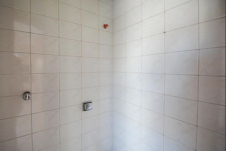 Casa à venda com 250m², 3 quartos e 5 vagas Casa à venda com 250m², 3 quartos e 5 vagasBanheiro de serviço