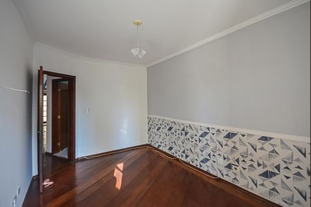 Casa à venda com 250m², 3 quartos e 5 vagas Casa à venda com 250m², 3 quartos e 5 vagasQuarto 2