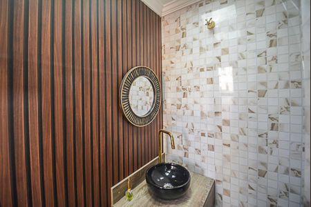 Casa à venda com 250m², 3 quartos e 5 vagas Casa à venda com 250m², 3 quartos e 5 vagasLavabo