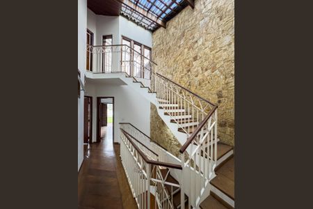 Casa à venda com 250m², 3 quartos e 5 vagasFoto 01