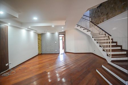 Casa à venda com 250m², 3 quartos e 5 vagas Casa à venda com 250m², 3 quartos e 5 vagasSala