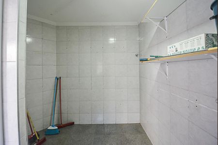 Casa à venda com 250m², 3 quartos e 5 vagas Casa à venda com 250m², 3 quartos e 5 vagasÁrea de Serviço