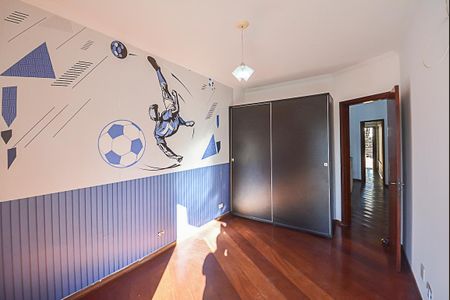 Casa à venda com 250m², 3 quartos e 5 vagas Casa à venda com 250m², 3 quartos e 5 vagasQuarto 1