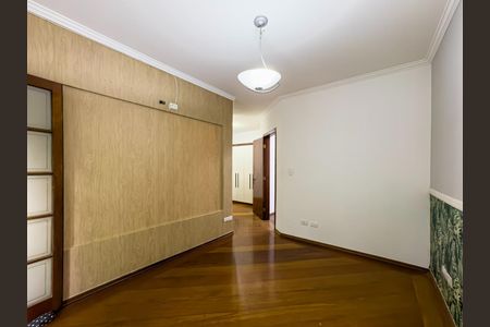 Casa à venda com 250m², 3 quartos e 5 vagasFoto 01