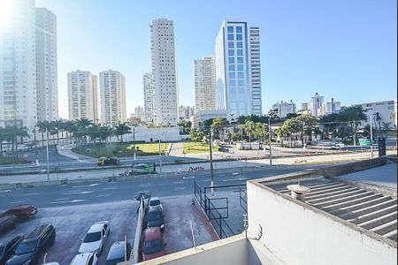 Casa à venda com 250m², 3 quartos e 5 vagas Casa à venda com 250m², 3 quartos e 5 vagasVista da Sacada do Quarto 2 e 3