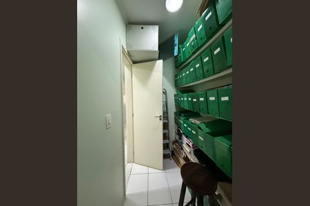 Apartamento para alugar com 73m², 4 quartos e sem vaga