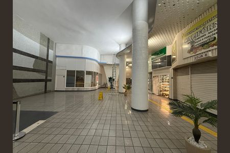 Apartamento para alugar com 73m², 4 quartos e sem vaga