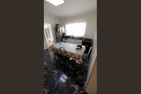 Casa para alugar com 146m², 3 quartos e 2 vagas Casa para alugar com 146m², 3 quartos e 2 vagasCozinha