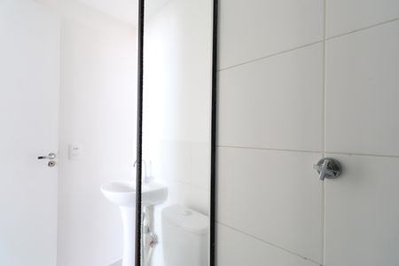 Banheiro de apartamento para alugar com 2 quartos, 40m² em Barra Funda, São Paulo
