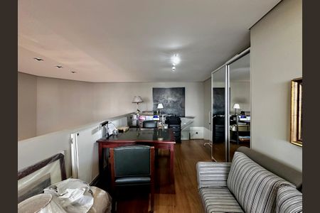 Apartamento à venda com 290m², 4 quartos e 3 vagas Apartamento à venda com 290m², 4 quartos e 3 vagasMezanino