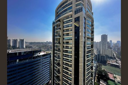 Apartamento à venda com 290m², 4 quartos e 3 vagas Apartamento à venda com 290m², 4 quartos e 3 vagasVista Suíte 3