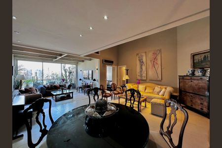 Apartamento à venda com 290m², 4 quartos e 3 vagas Apartamento à venda com 290m², 4 quartos e 3 vagasSala