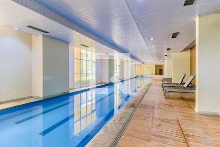 Apartamento à venda com 290m², 4 quartos e 3 vagas Apartamento à venda com 290m², 4 quartos e 3 vagasPiscina Coberta