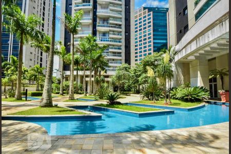 Apartamento à venda com 290m², 4 quartos e 3 vagas Apartamento à venda com 290m², 4 quartos e 3 vagasÁrea comum