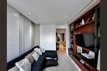 Apartamento à venda com 290m², 4 quartos e 3 vagas Apartamento à venda com 290m², 4 quartos e 3 vagasEscritório