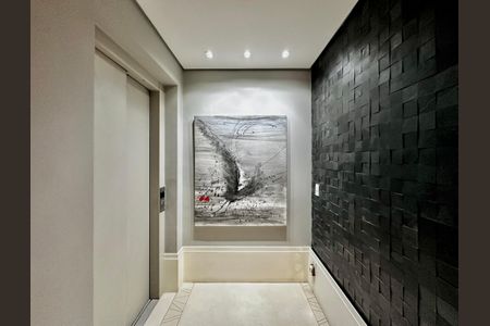 Apartamento à venda com 290m², 4 quartos e 3 vagas Apartamento à venda com 290m², 4 quartos e 3 vagasÁrea comum