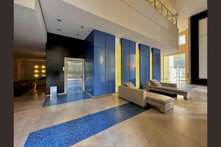 Apartamento à venda com 290m², 4 quartos e 3 vagas Apartamento à venda com 290m², 4 quartos e 3 vagasÁrea comum