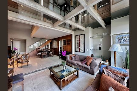 Apartamento à venda com 290m², 4 quartos e 3 vagas Apartamento à venda com 290m², 4 quartos e 3 vagasSala