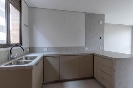Apartamento à venda com 107m², 3 quartos e 2 vagasCozinha