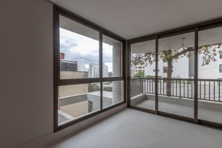 Varanda da Sala de apartamento à venda com 3 quartos, 107m² em Santo Antônio, Belo Horizonte