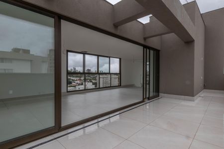 Apartamento à venda com 198m², 4 quartos e 2 vagasTerraço