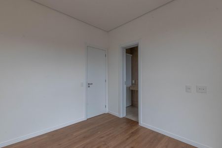 Apartamento à venda com 198m², 4 quartos e 2 vagasQuarto 1