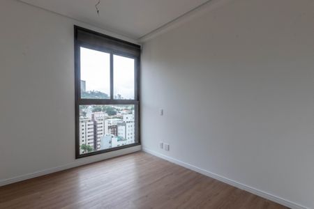 Apartamento à venda com 198m², 4 quartos e 2 vagasQuarto 1