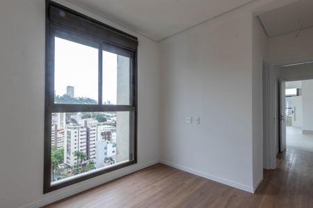 Apartamento à venda com 198m², 4 quartos e 2 vagasQuarto 2