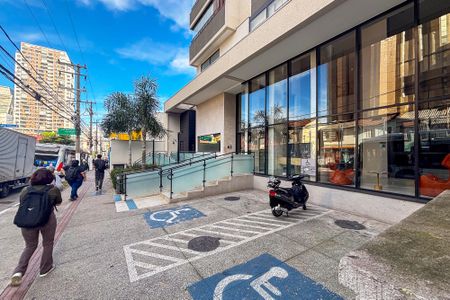 Studio para alugar com 25m², 1 quarto e sem vaga Studio para alugar com 25m², 1 quarto e sem vagaFachada