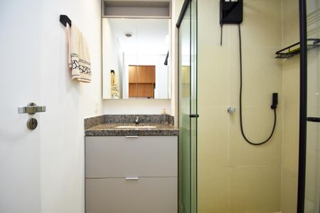 Studio para alugar com 25m², 1 quarto e sem vaga Studio para alugar com 25m², 1 quarto e sem vagaBanheiro