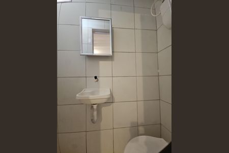 Casa para alugar com 71m², 2 quartos e sem vagaBanheiro da Suíte