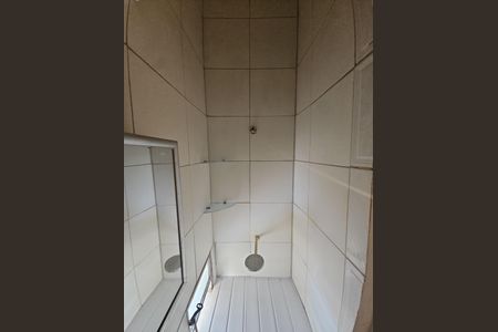 Casa para alugar com 71m², 2 quartos e sem vagaBanheiro da Suíte