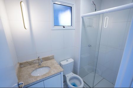 Casa de condomínio para alugar com 80m², 2 quartos e 2 vagasBanheiro da Suíte