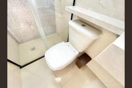 Apartamento para alugar com 41m², 2 quartos e 1 vaga Apartamento para alugar com 41m², 2 quartos e 1 vagaBanheiro