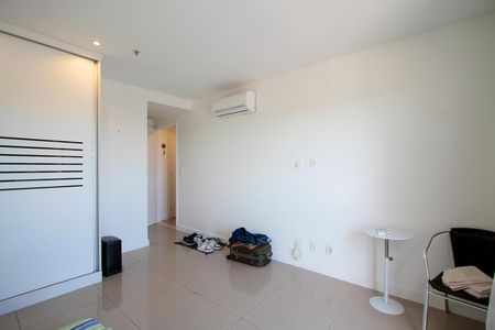 Apartamento à venda com 90m², 2 quartos e 1 vagaSuíte